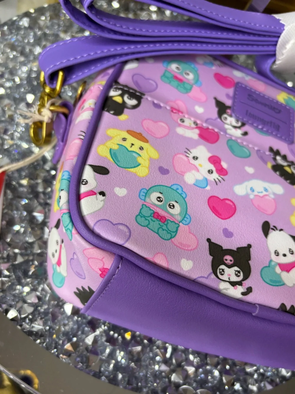 Loungefly Sanrio Hello Kitty and Friends Hearts Crossbody Bag NWT - Picture 10 of 12